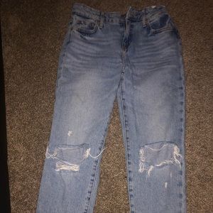 Light washed ripped mom jeans